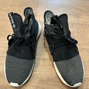 Adidas Men's Charcoal and Black Sneakers